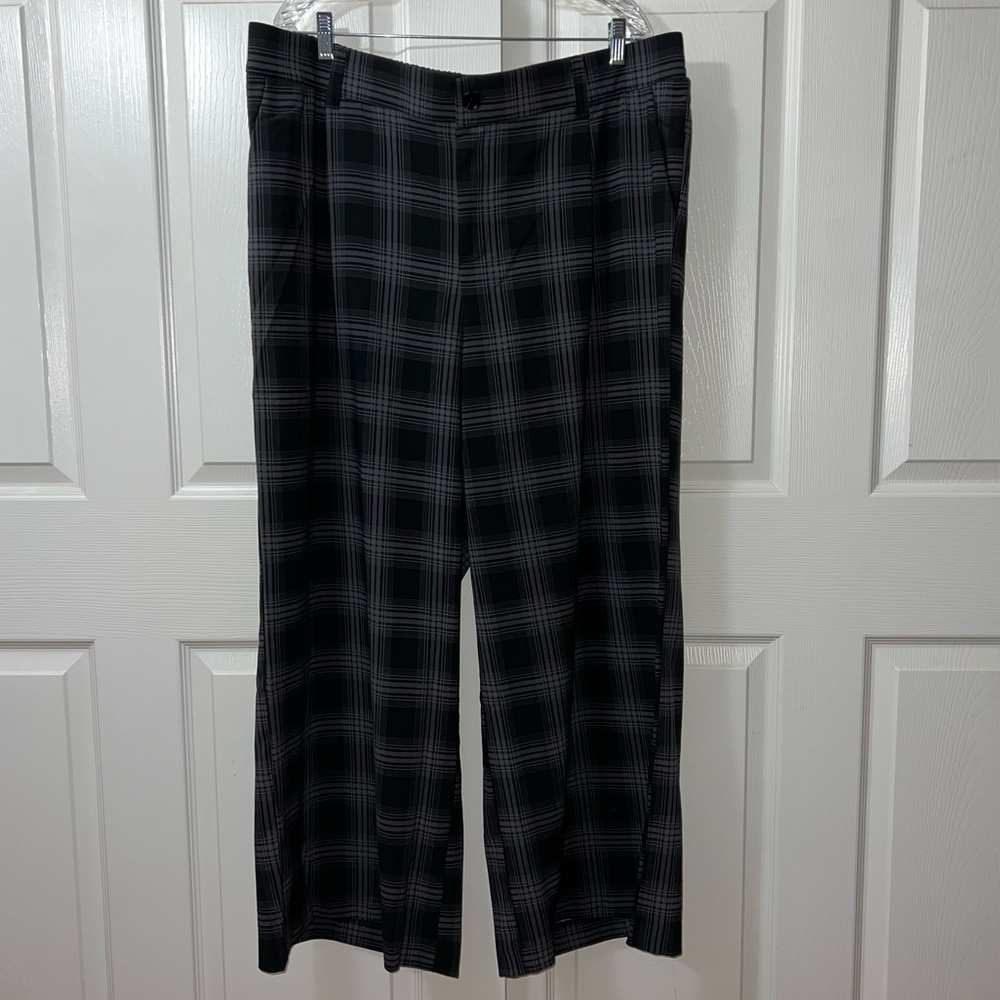 Wide Leg High Rise pant - Picture 4 of 9
